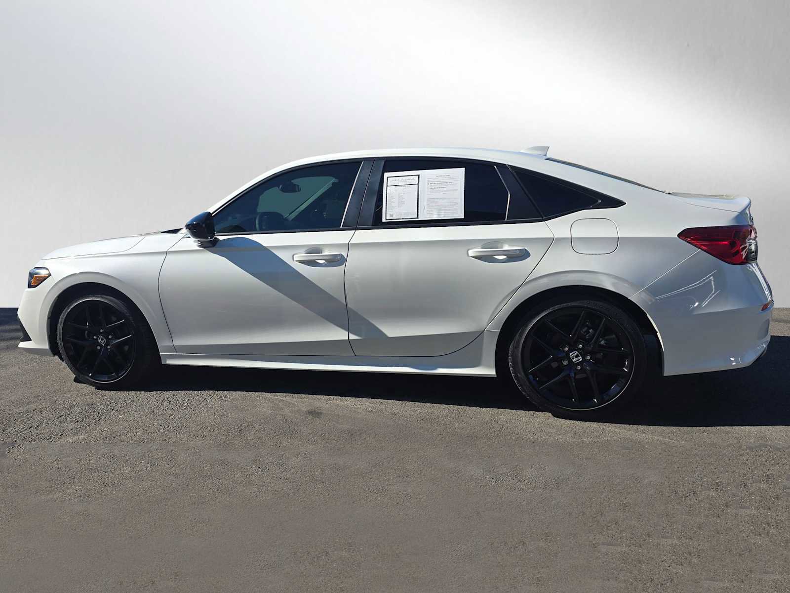 Used 2023 Honda Civic Sport image 6