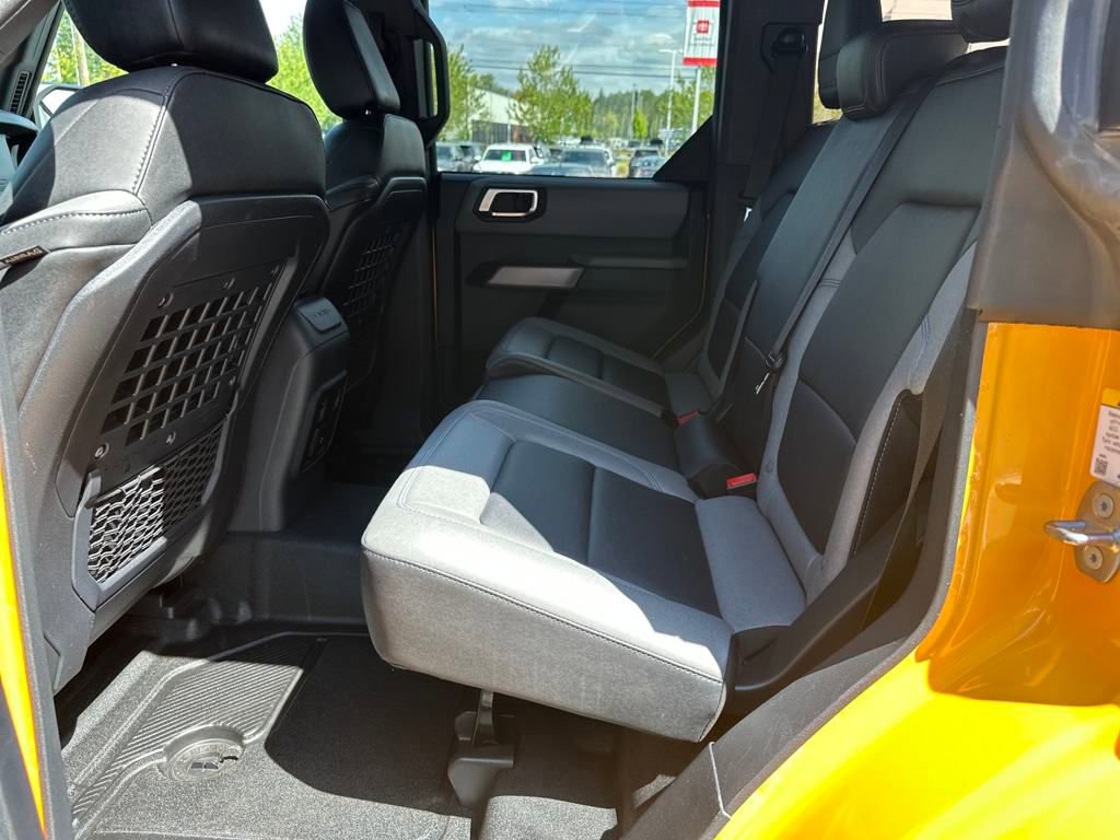 Used 2022 Ford Bronco Black Diamond w/ Sasquatch Package image 14