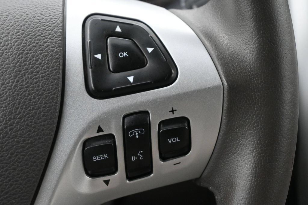Used 2014 Ford Edge Limited w/ Driver Entry Package FWD image 6