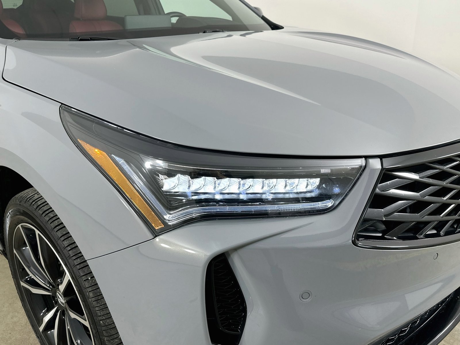 Used 2025 Acura RDX w/ Advance Package AWD/4WD image 9