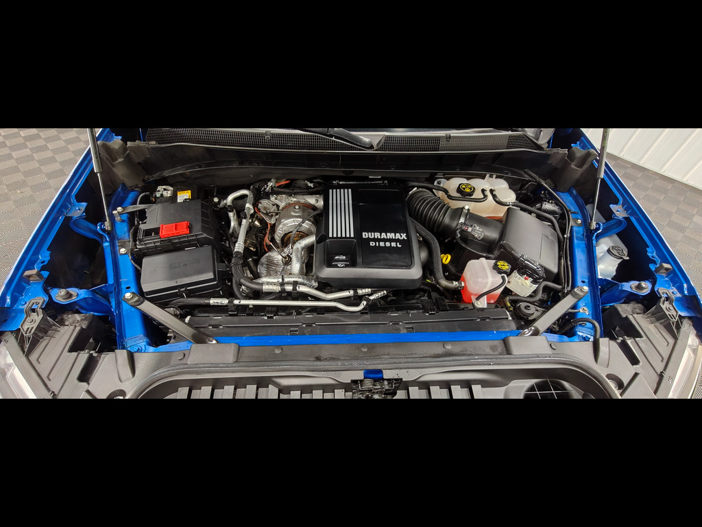 Used 2023 Chevrolet Silverado 1500 LT AWD/4WD image 49