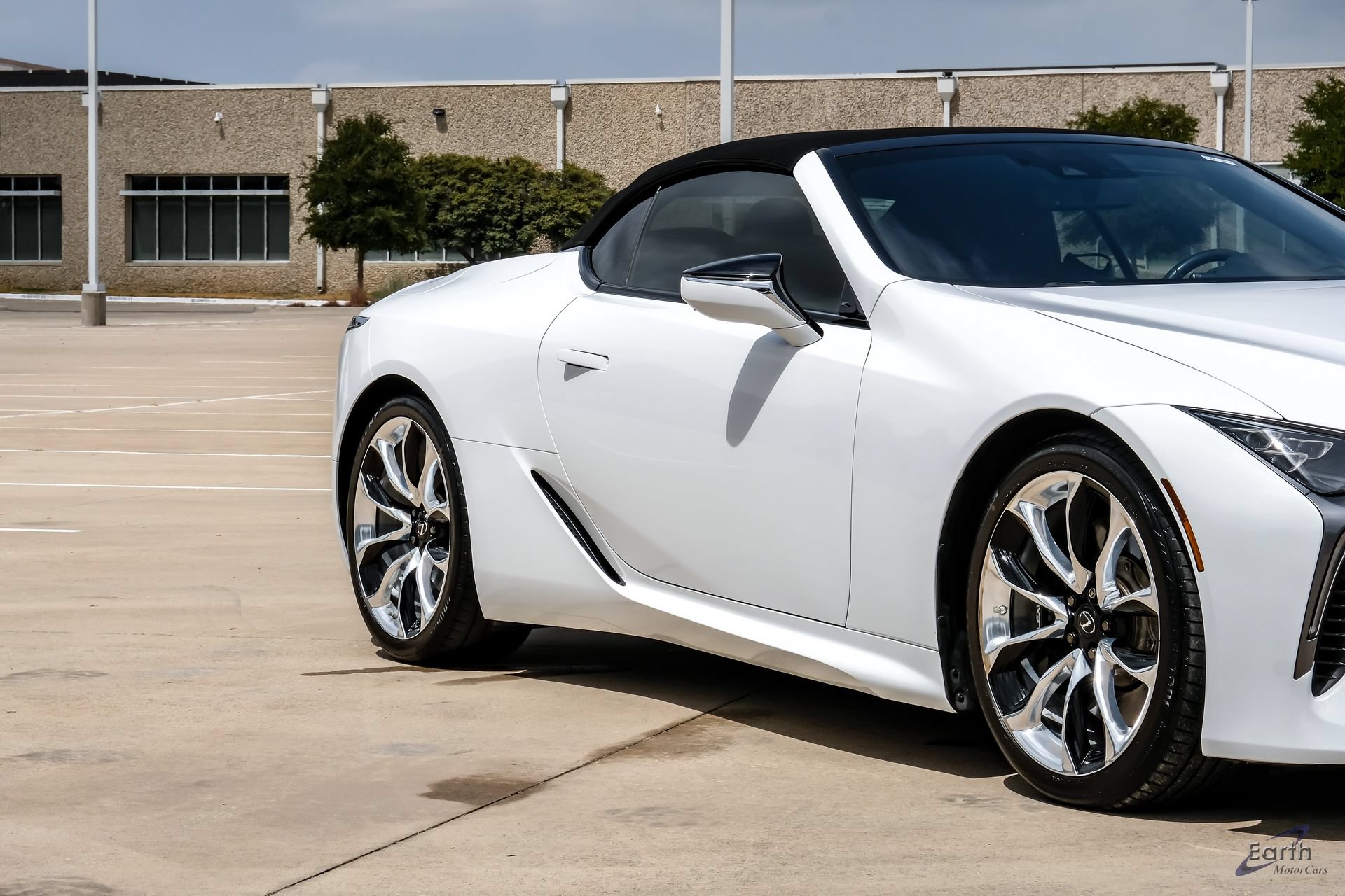 Used 2021 Lexus LC 500 Convertible w/ Touring Package RWD image 27