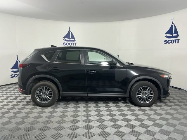 Used 2017 MAZDA CX-5 Touring w/ Preferred Equipment Package AWD/4WD image 6