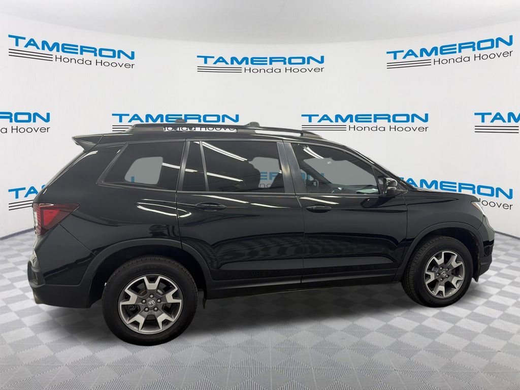 Used 2023 Honda Passport TrailSport image 6
