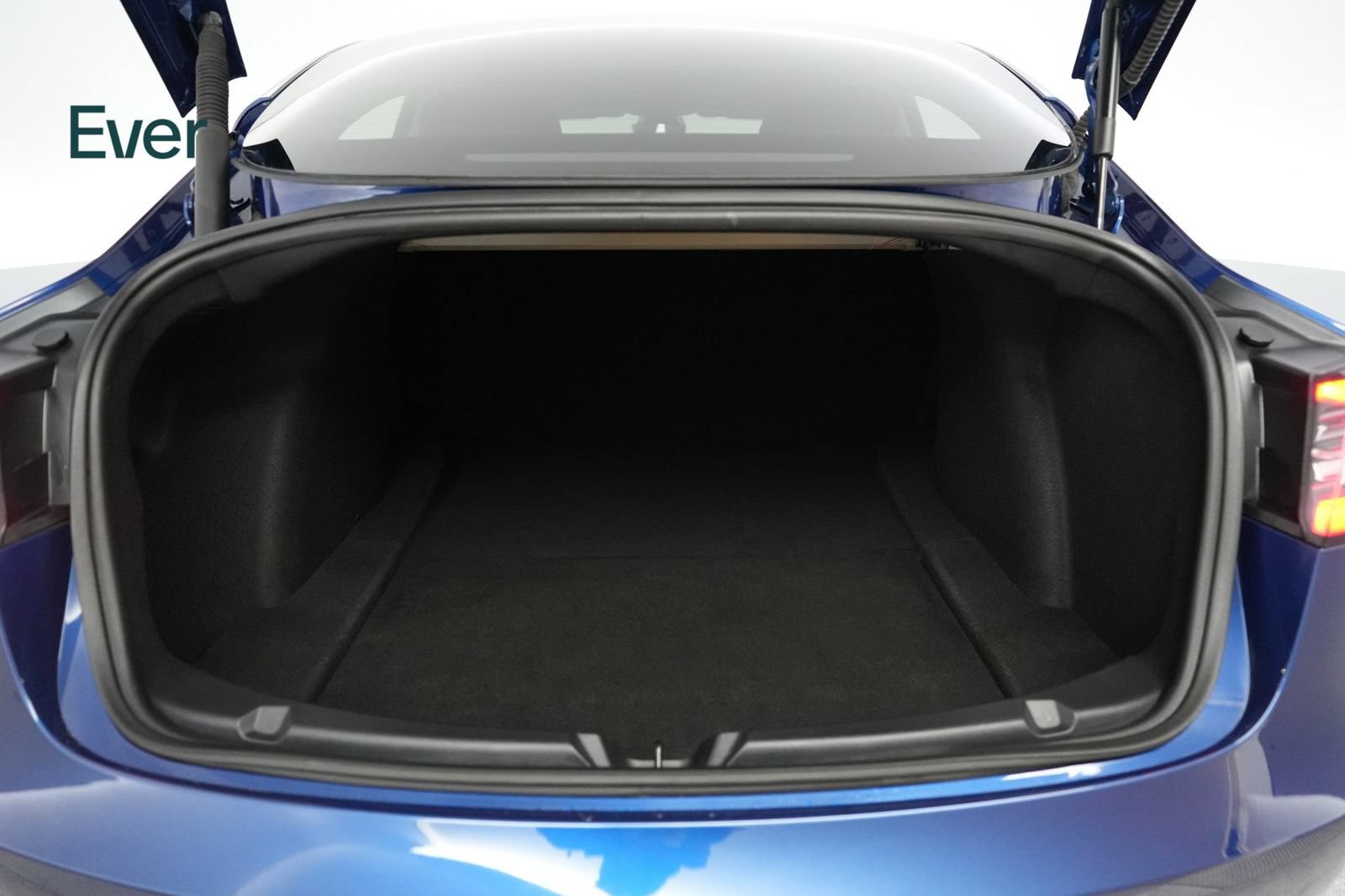 Used 2022 Tesla Model 3 RWD image 8