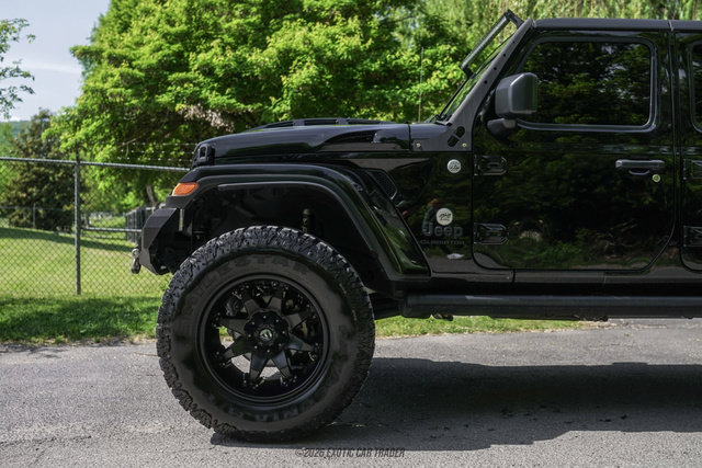 Used 2021 Jeep Gladiator Sport AWD/4WD image 4