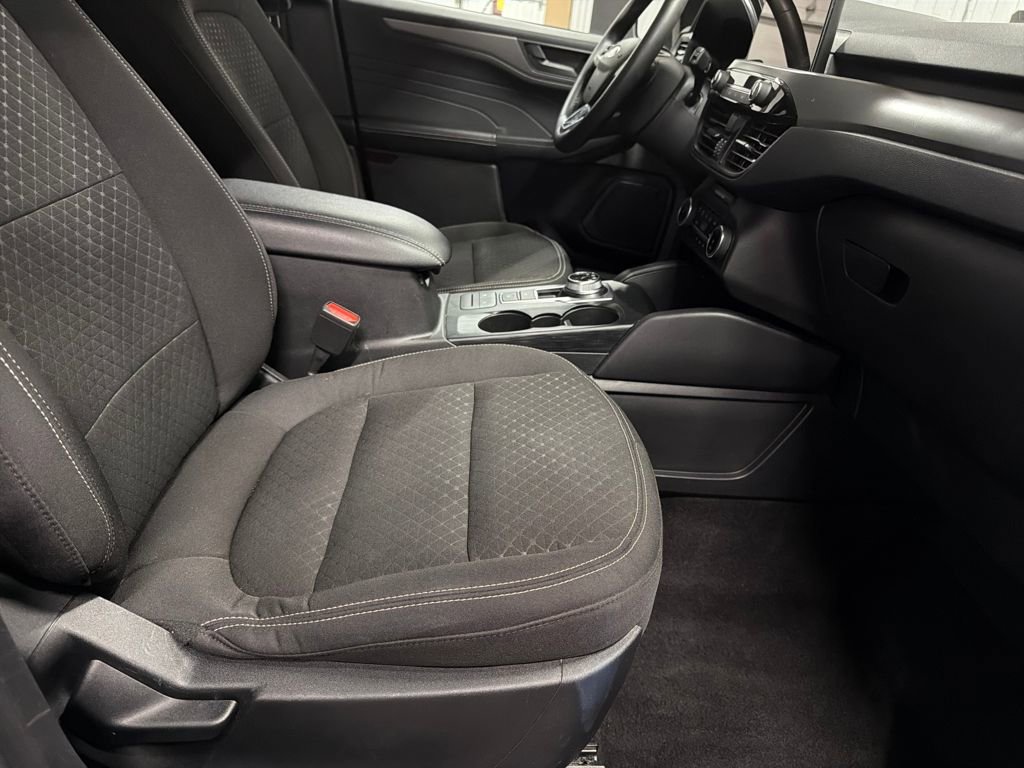 Used 2024 Ford Escape Active w/ Cold Weather Package image 23