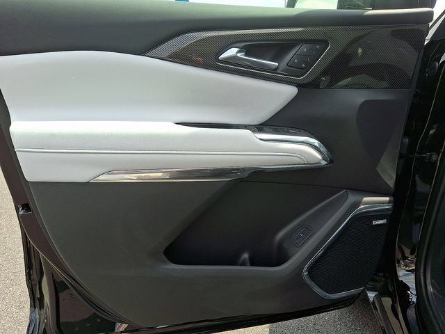 New 2026 Chevrolet Traverse High Country w/ LPO, Floor Liner Package FWD image 9