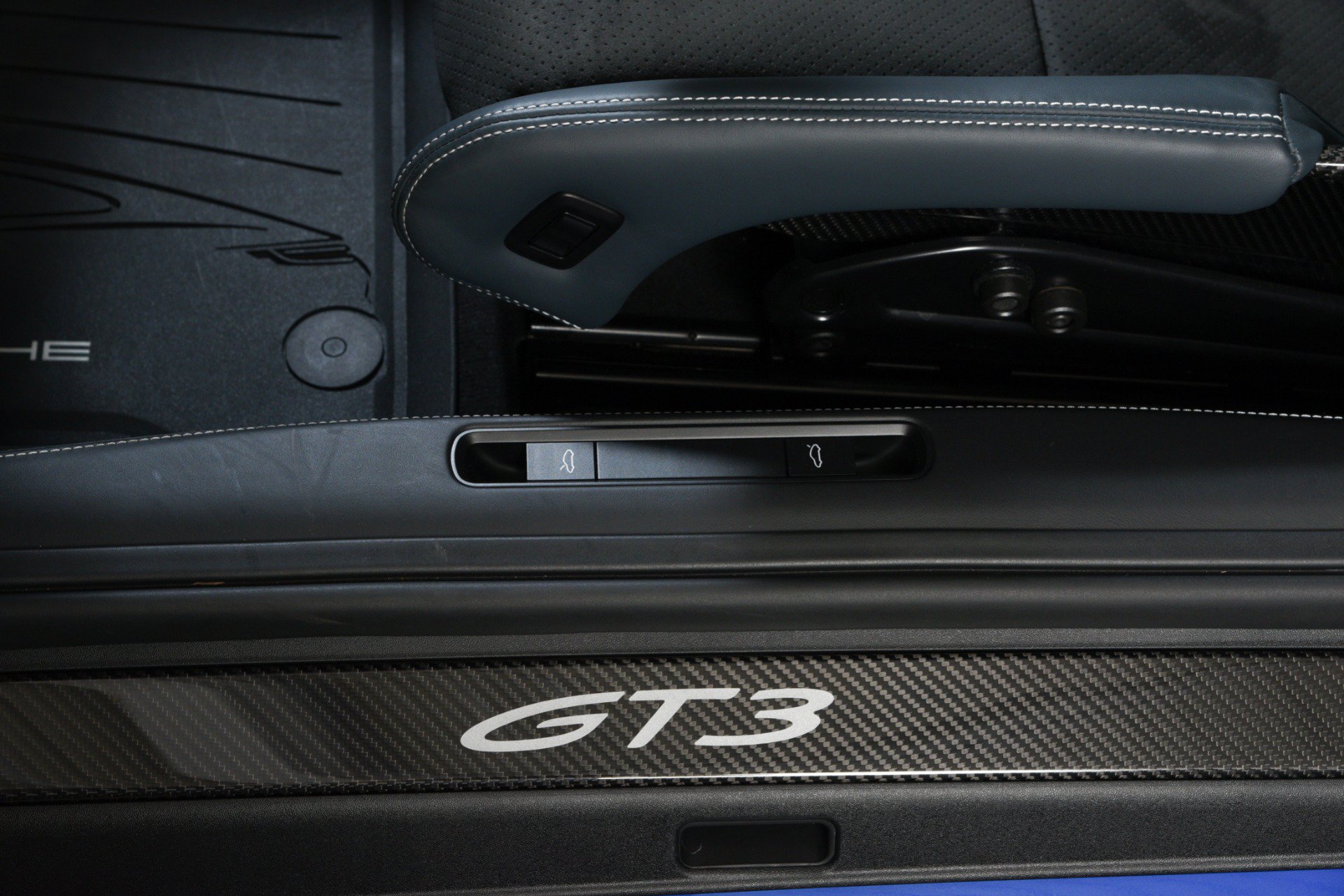 Used 2022 Porsche 911 GT3 RWD image 32