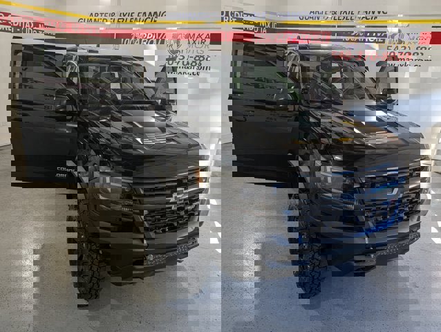 Used 2018 Chevrolet Colorado ZR2 w/ ZR2 Midnight Special Edition image 9