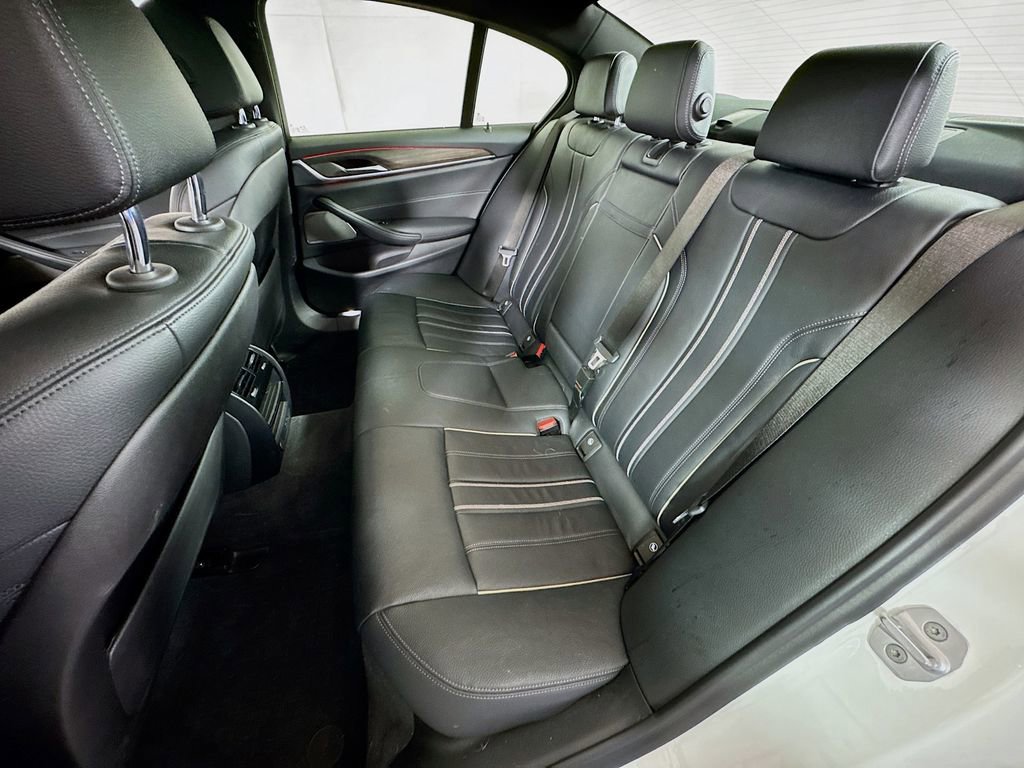 Used 2021 BMW 530i xDrive w/ M Sport Package AWD/4WD image 26