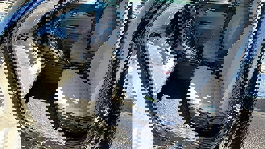 Used 2020 Kia Forte LXS image 13