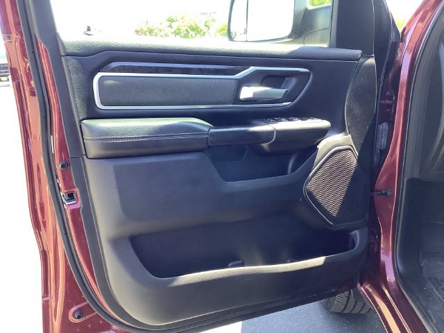 Used 2022 RAM 1500 Big Horn AWD/4WD image 9