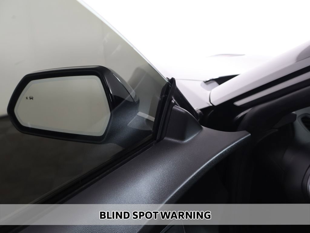 Used 2017 Chevrolet Camaro SS RWD image 6