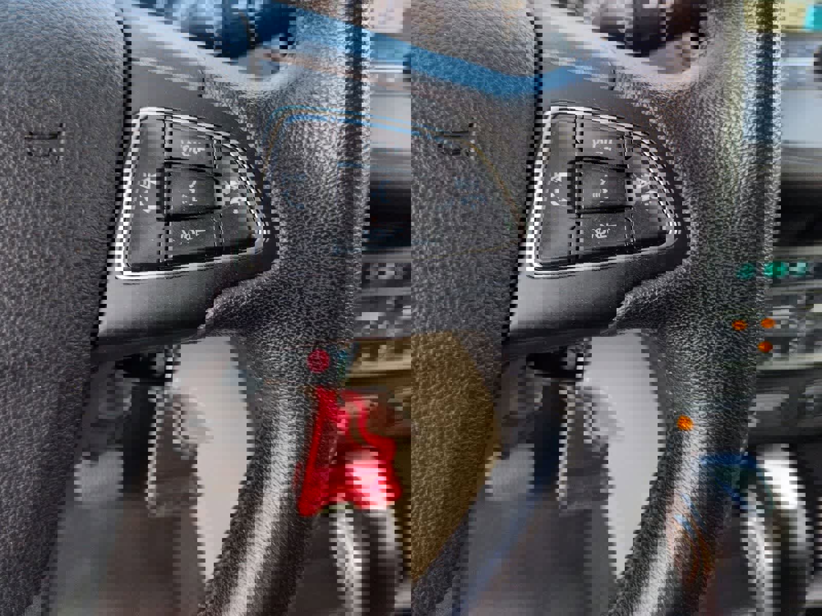 Used 2018 Ford Escape SEL image 21