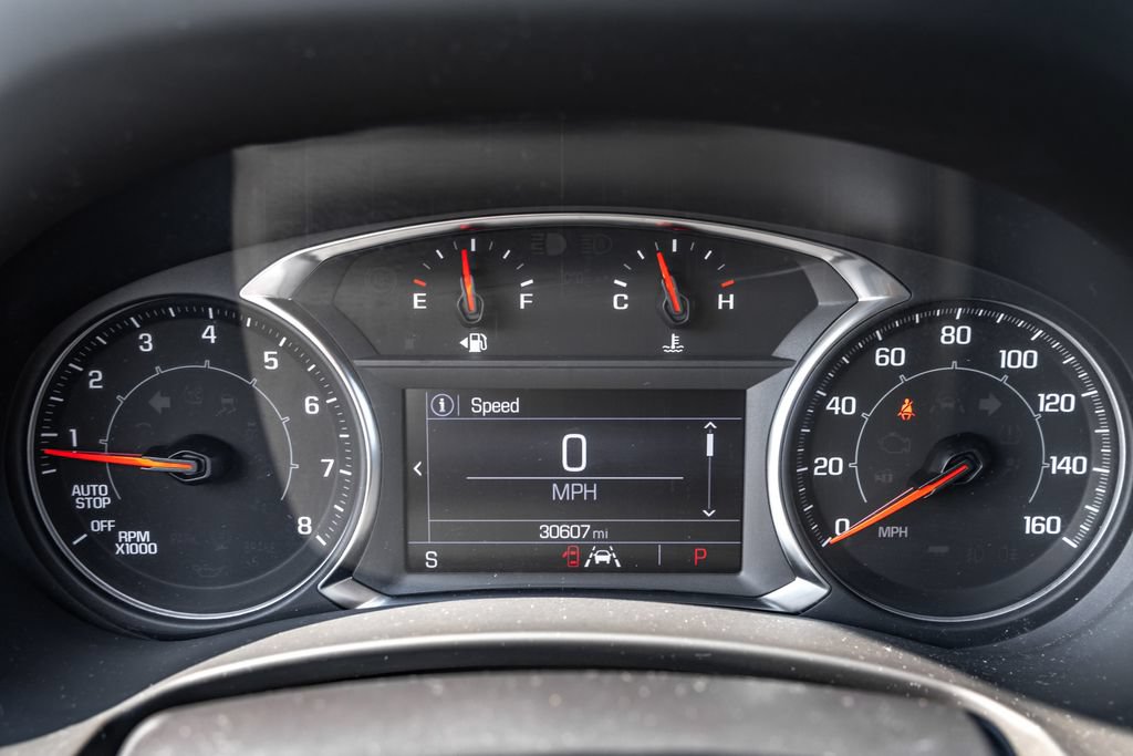 Used 2023 GMC Terrain SLE w/ Driver Convenience Package FWD image 25