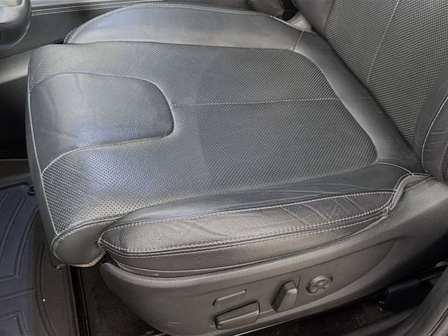 Used 2020 Hyundai Santa Fe Limited image 22