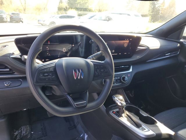 Used 2024 Buick Envista Preferred FWD image 11