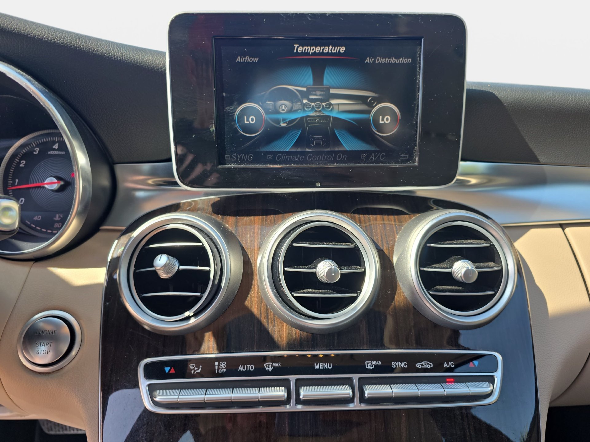 Used 2015 Mercedes-Benz C 300 Sedan image 23