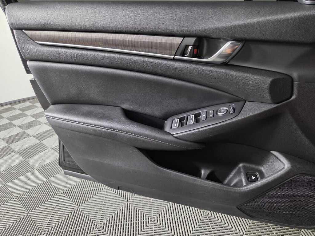 Used 2021 Honda Accord Sport image 19