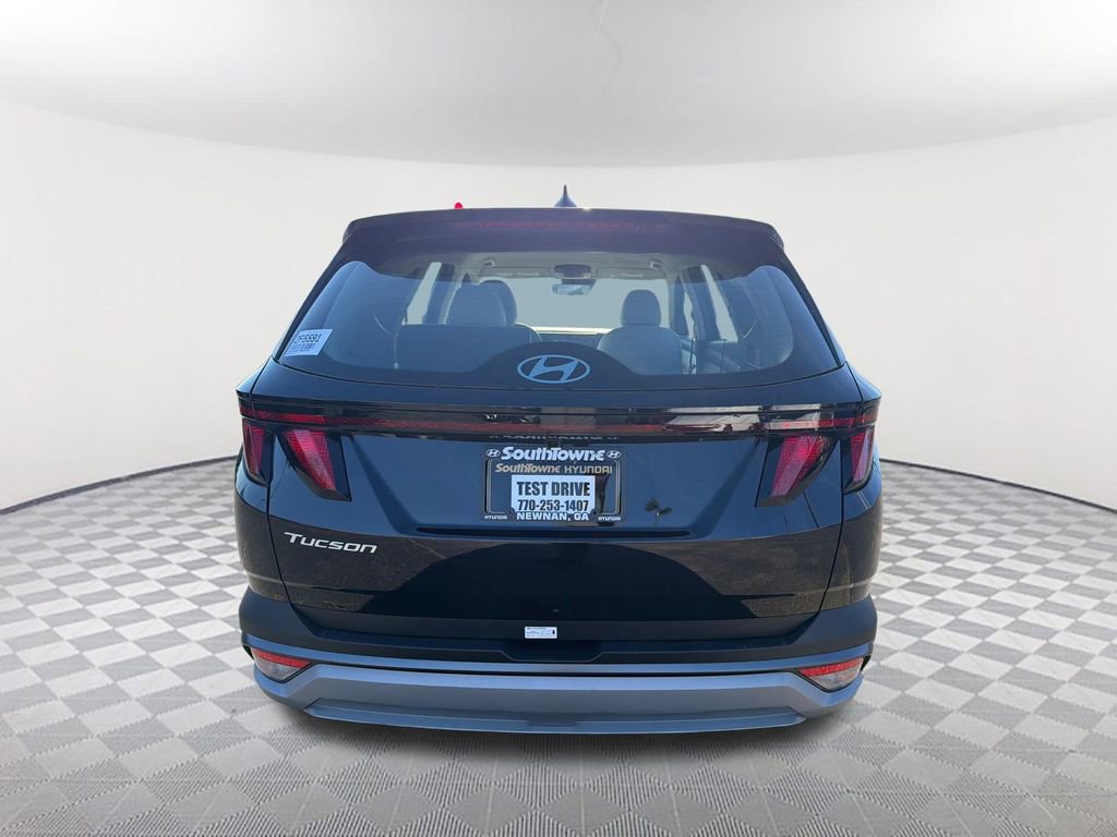 New 2026 Hyundai Tucson SE image 6