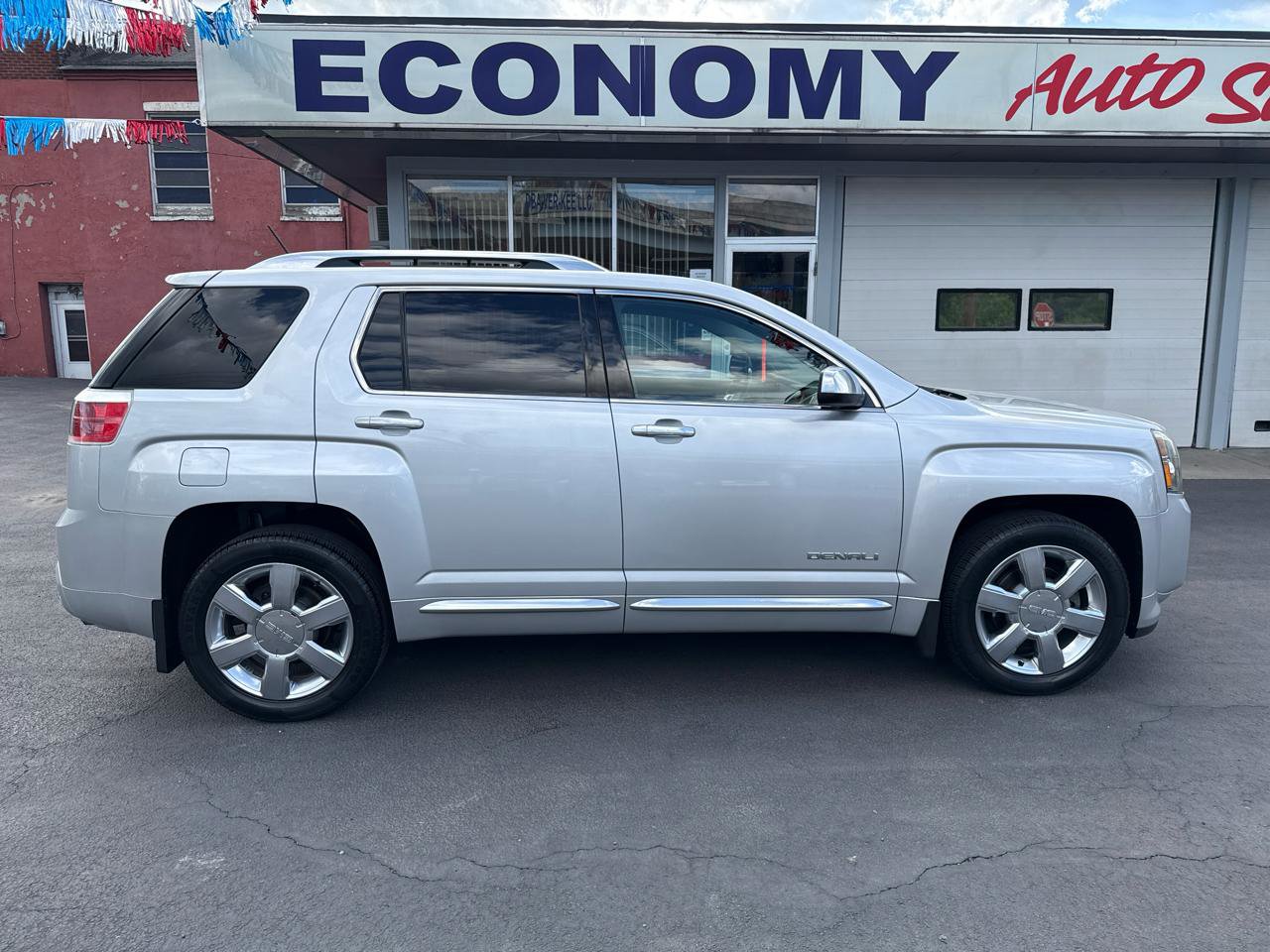 Used 2015 GMC Terrain Denali AWD/4WD image 2