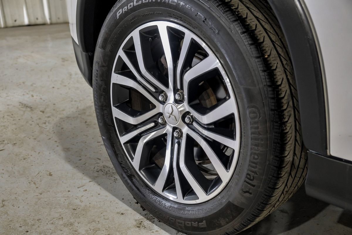 Used 2018 Mitsubishi Outlander Sport SE FWD image 45