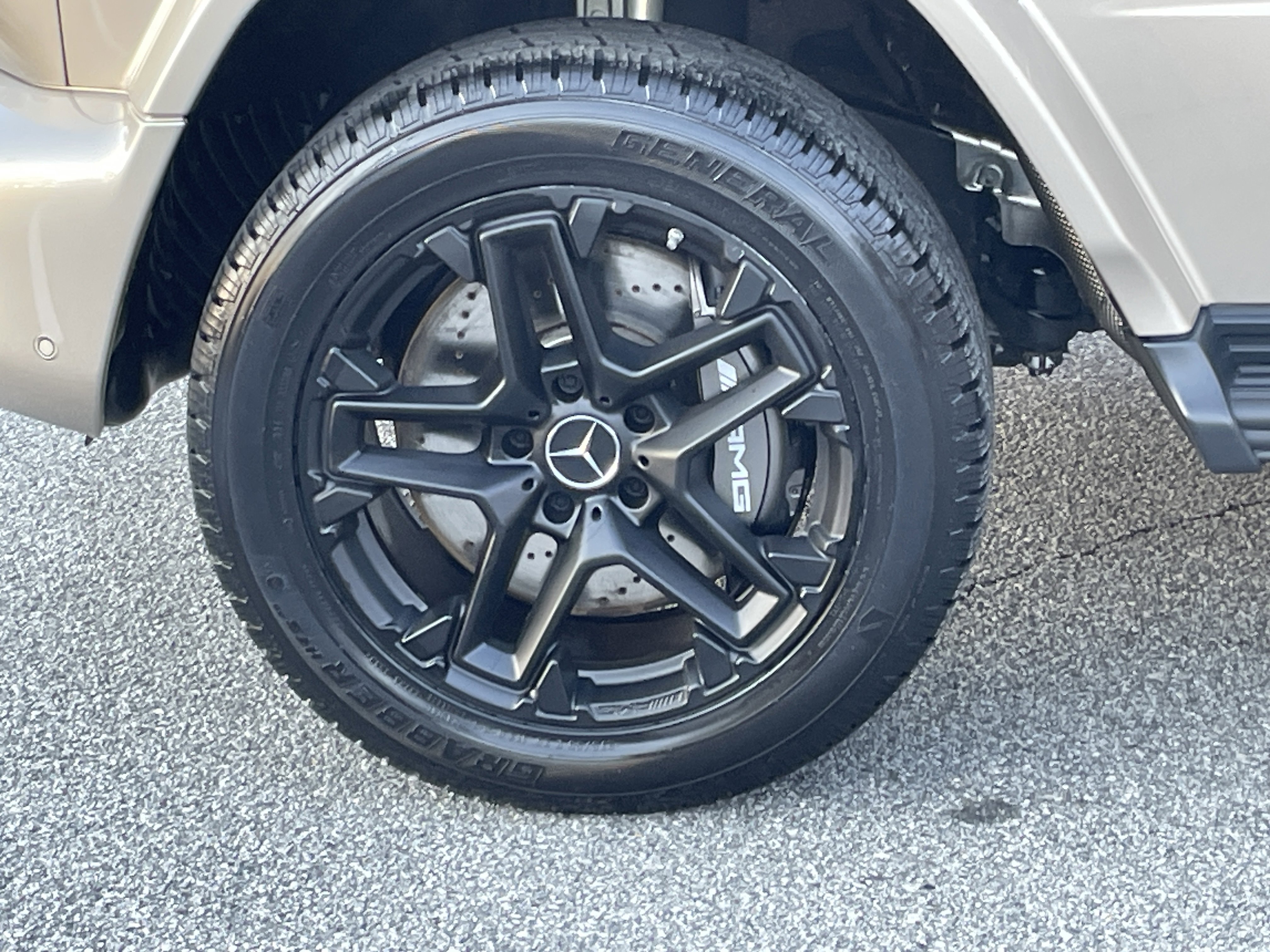 Certified 2025 Mercedes-Benz G 63 AMG 4MATIC image 15