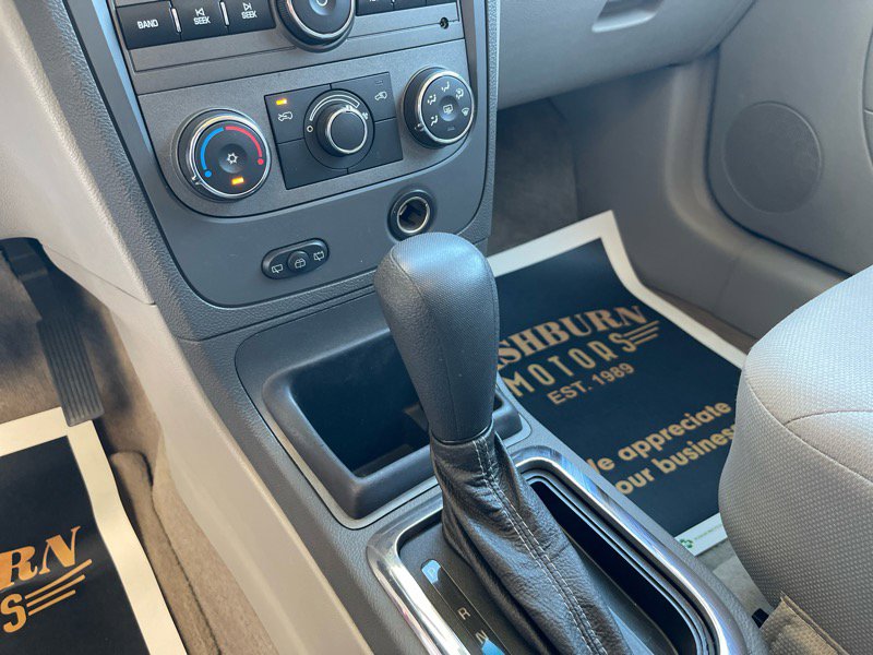 Used 2011 Chevrolet HHR LS image 31