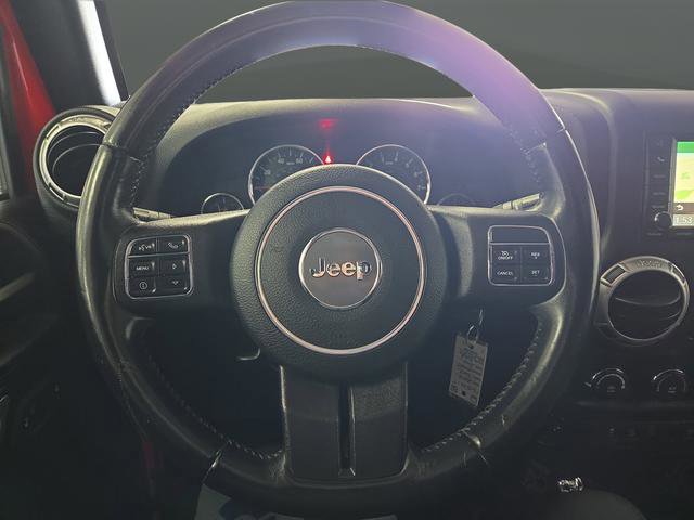 Used 2016 Jeep Wrangler Unlimited Sahara w/ Connectivity Group image 13