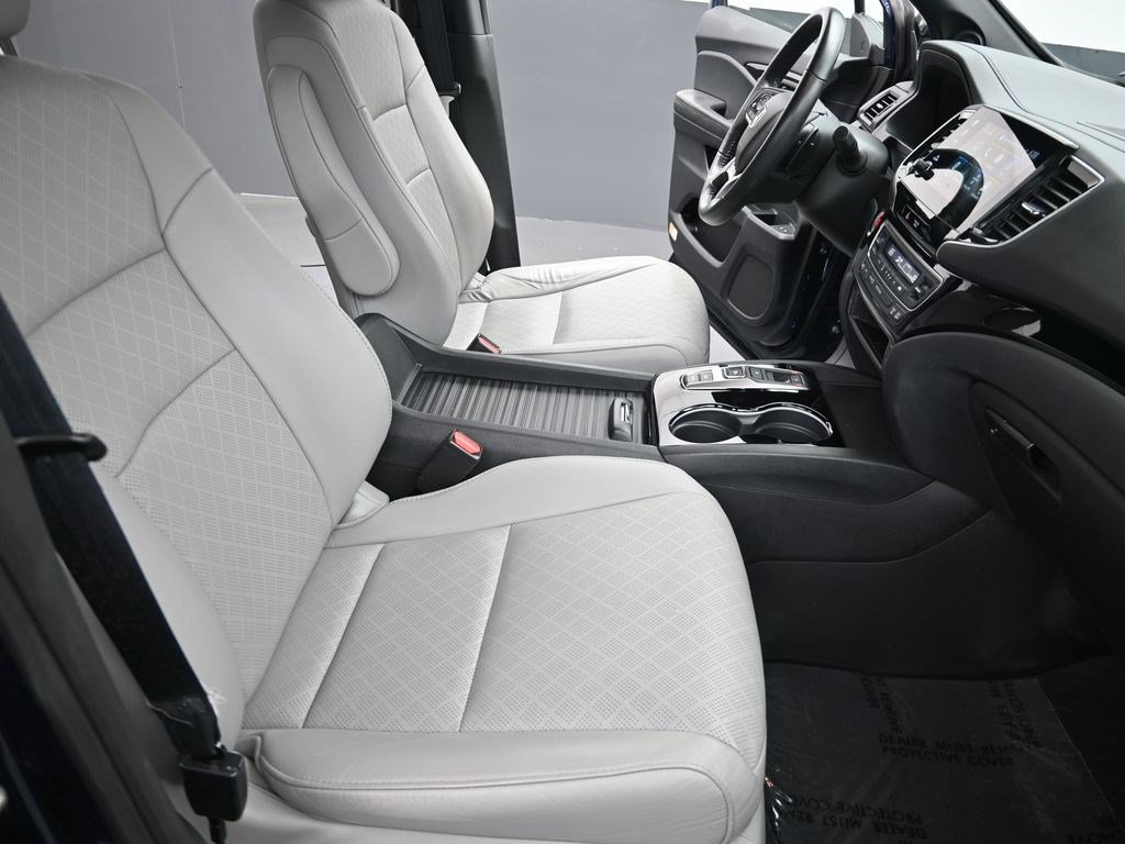 Used 2019 Honda Passport Touring image 18