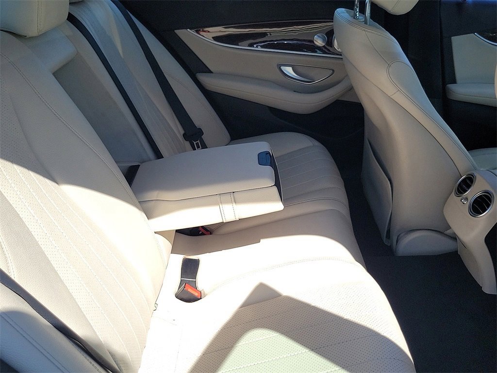 Used 2021 Mercedes-Benz E 350 Sedan image 20