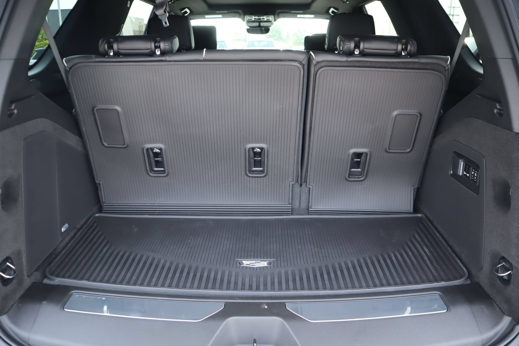 New 2026 Cadillac Escalade Sport w/ Touring Package AWD/4WD image 32