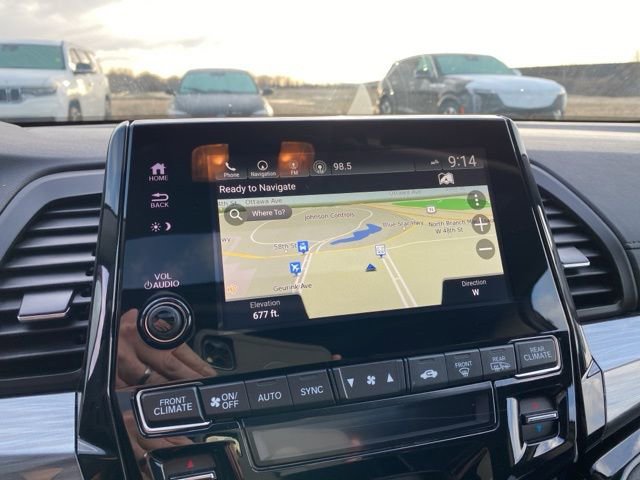 Used 2023 Honda Odyssey Elite image 4