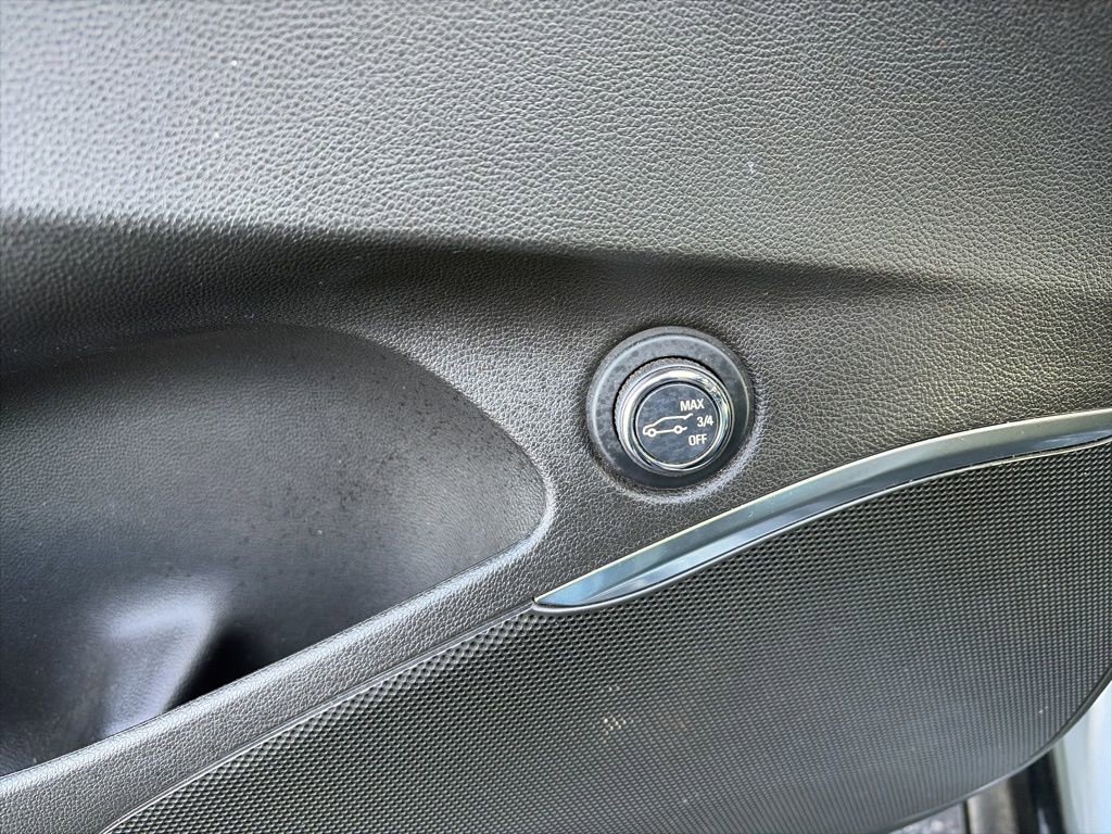 Used 2023 Buick Enclave Essence w/ Experience Buick Package image 11