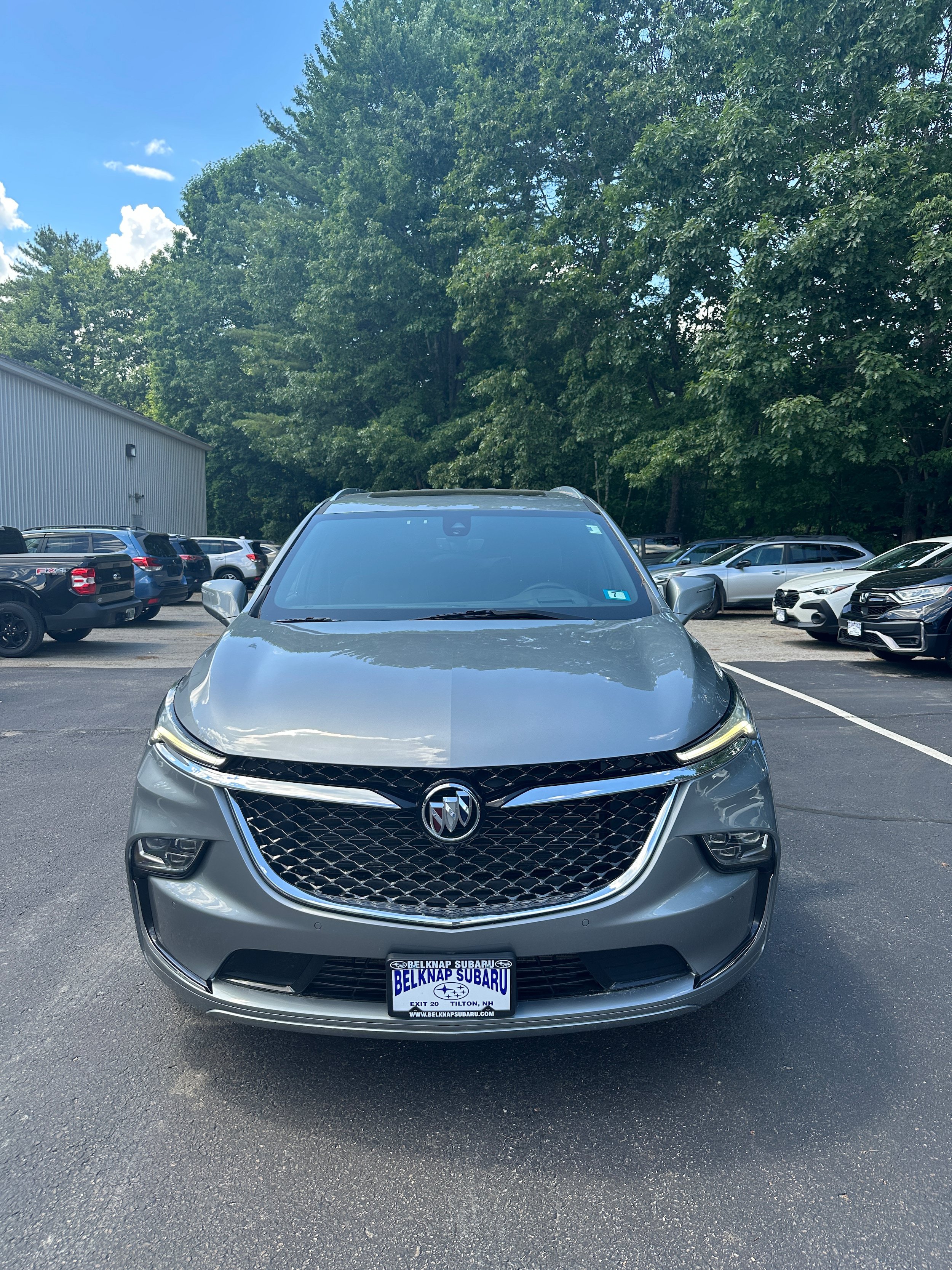 Used 2023 Buick Enclave Avenir w/ Avenir Technology Package AWD/4WD image 2