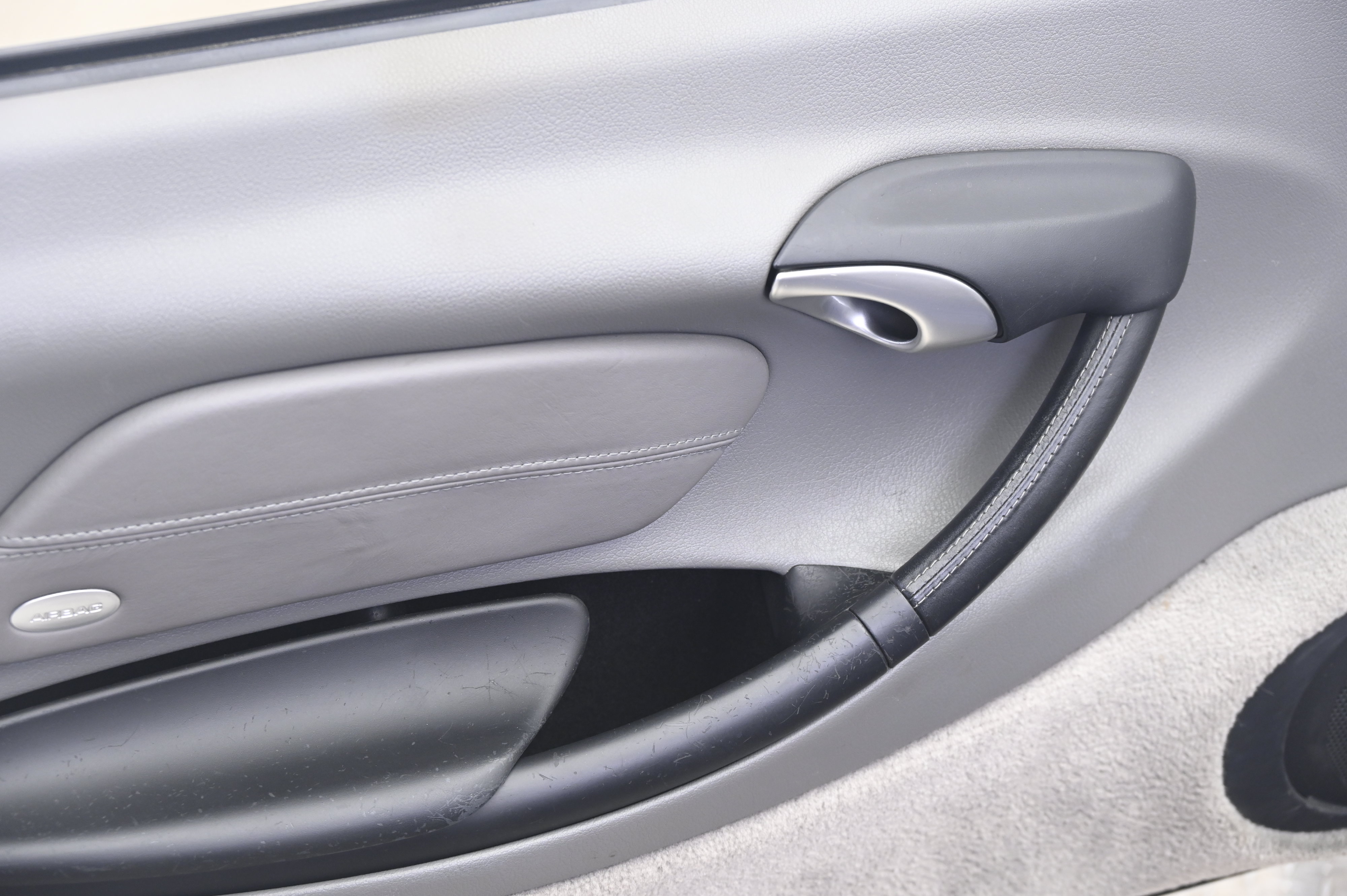 Used 2001 Porsche Boxster RWD image 26