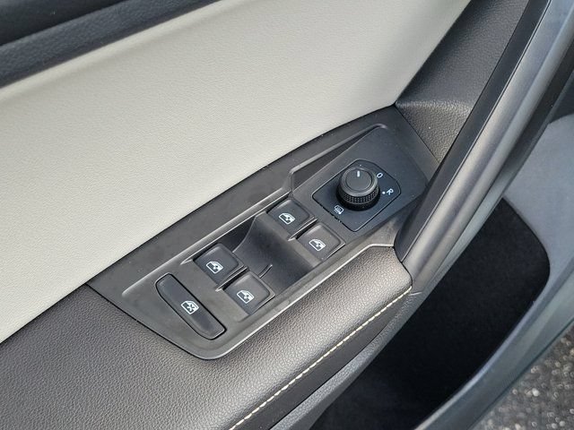 Certified 2024 Volkswagen Tiguan S FWD image 16