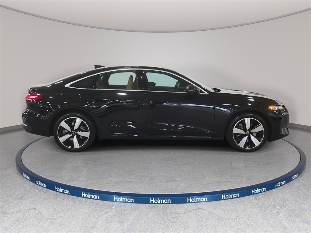 Used 2025 Audi A5 2.0T Premium Plus w/ Premium Plus image 4