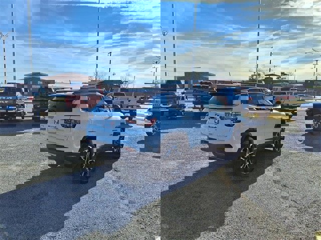 Used 2024 Jeep Compass Limited image 22