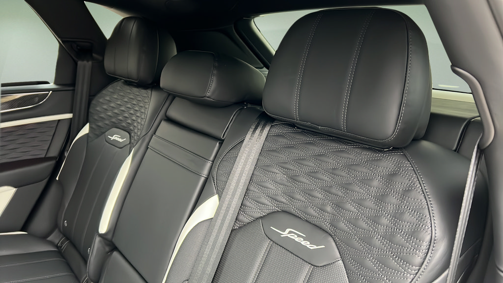 New 2026 Bentley Bentayga Speed AWD/4WD image 23