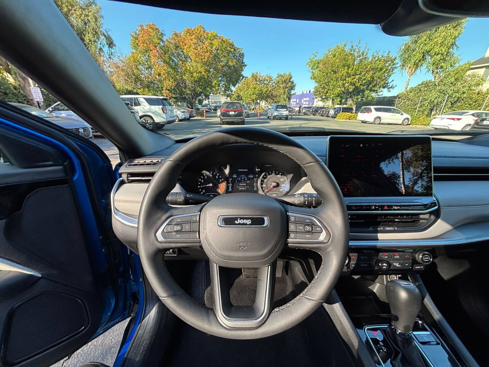 Used 2025 Jeep Compass Limited AWD/4WD image 34