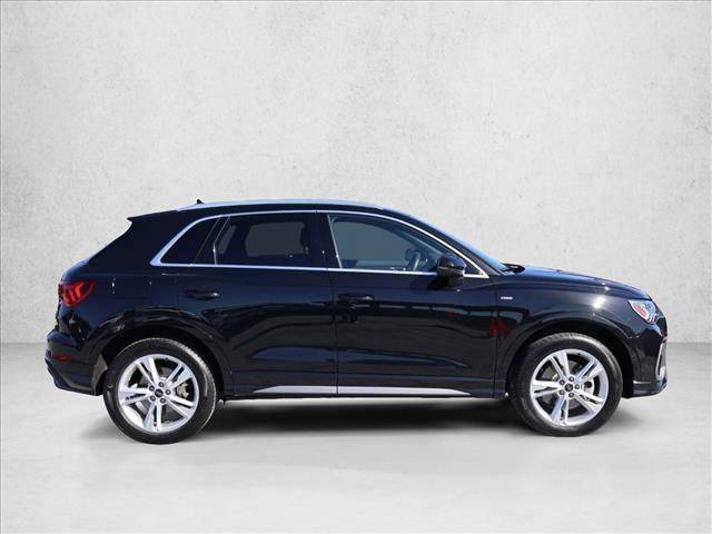 Used 2024 Audi Q3 2.0T Premium AWD/4WD image 4