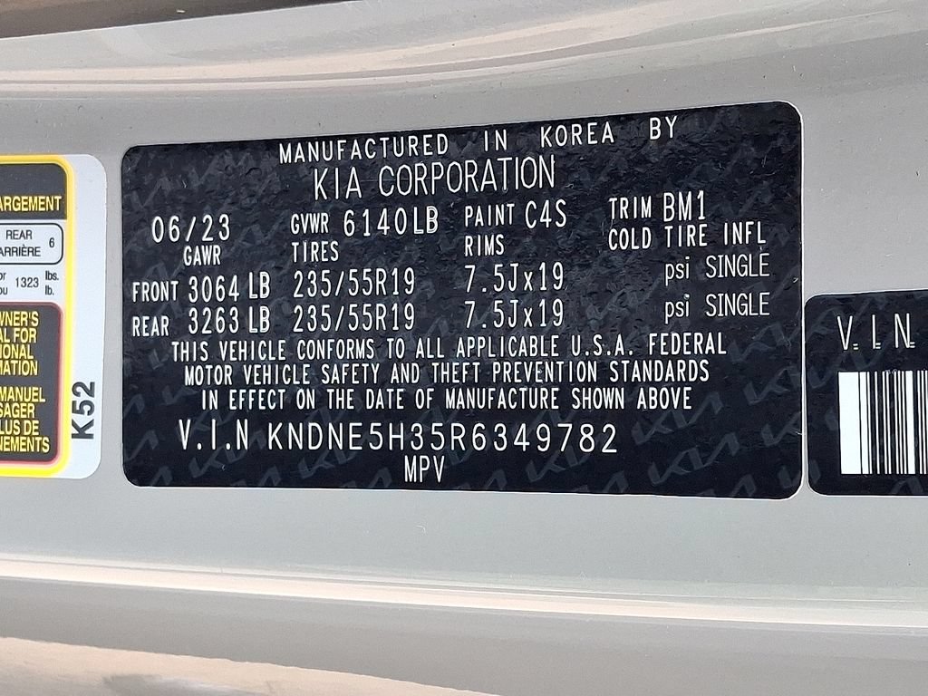 Used 2024 Kia Carnival SX FWD image 29