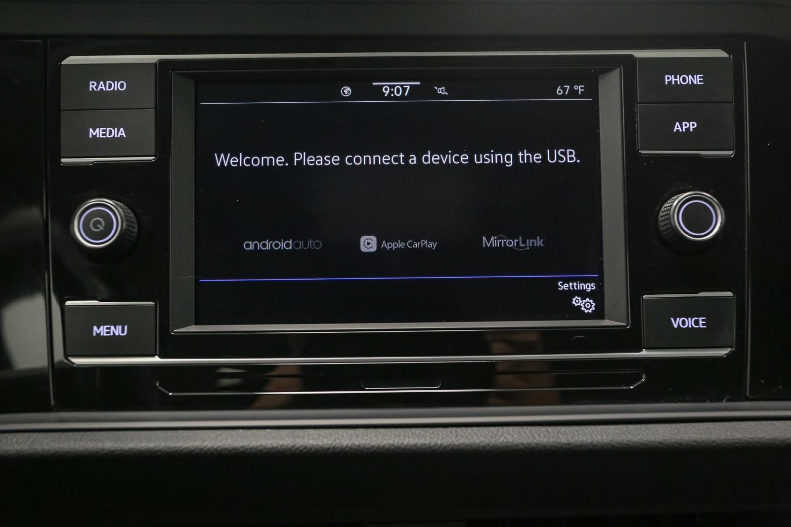 Certified 2022 Volkswagen Jetta SE FWD image 26