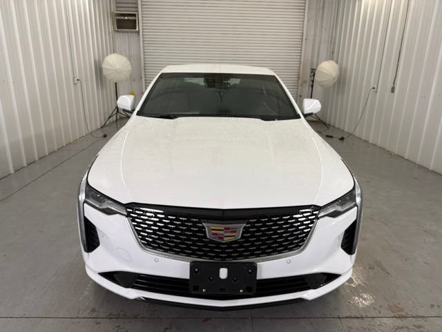 Used 2026 Cadillac CT4 Premium Luxury RWD image 2