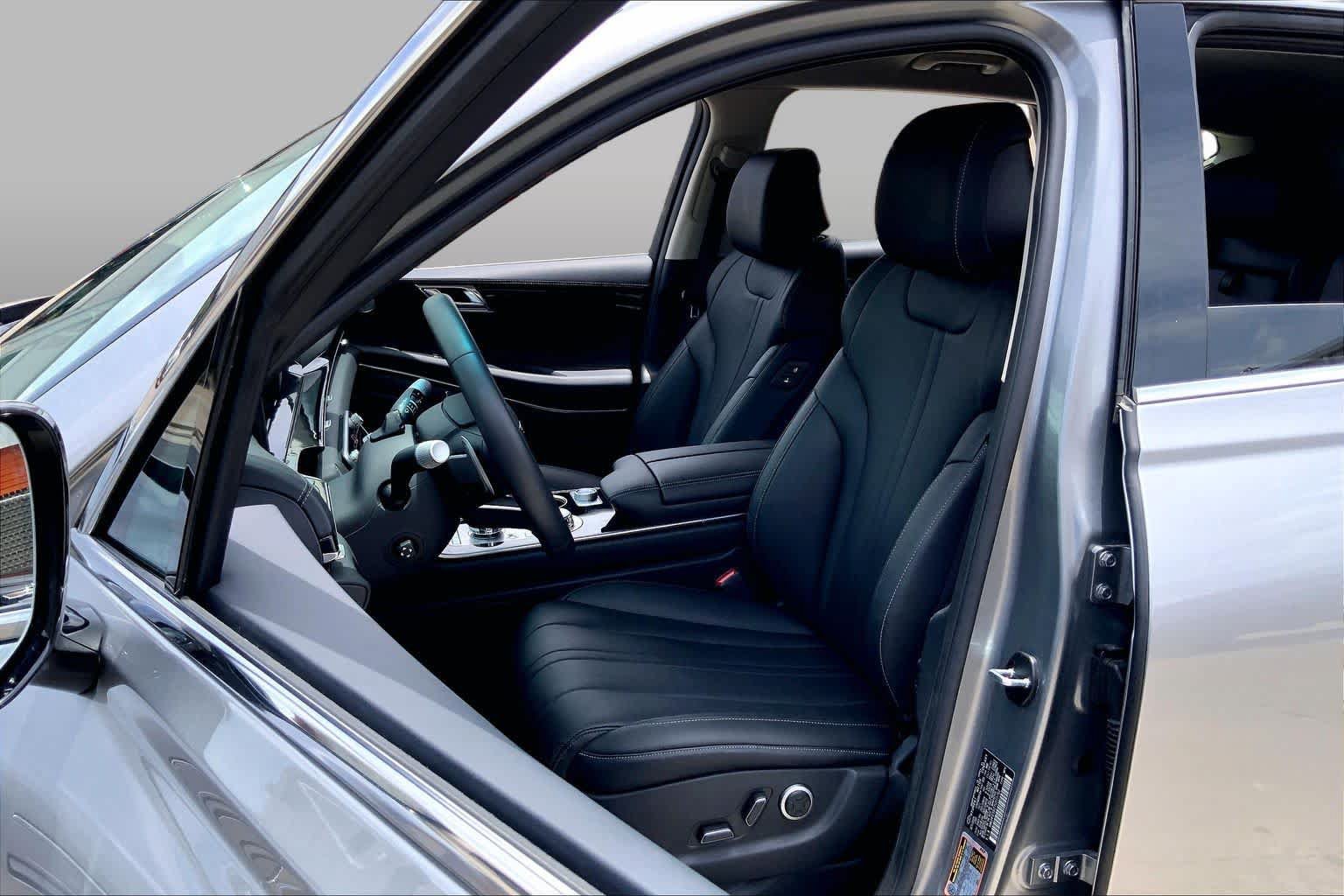 Used 2026 Genesis GV80 2.5T AWD/4WD image 8