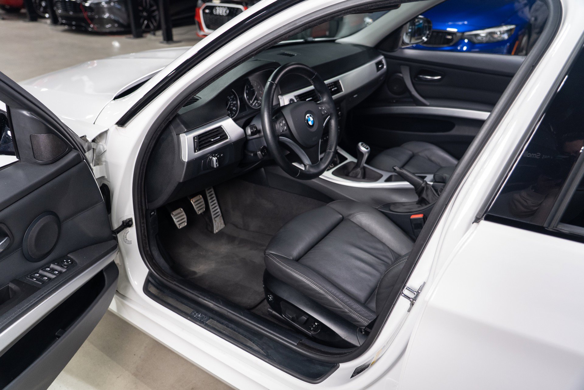 Used 2009 BMW 335i Sedan image 54