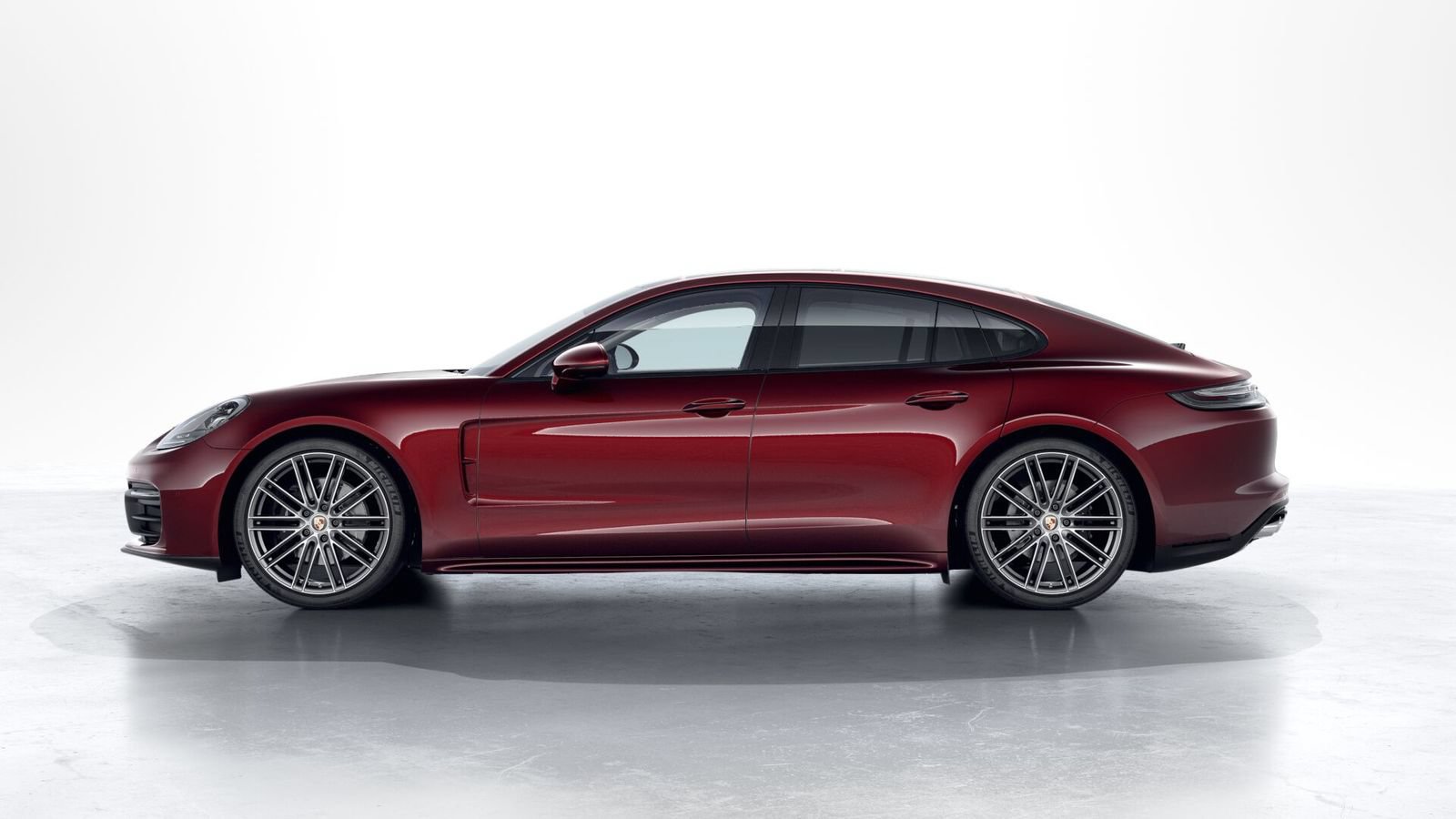 Certified 2023 Porsche Panamera 4 Platinum Edition AWD/4WD image 2
