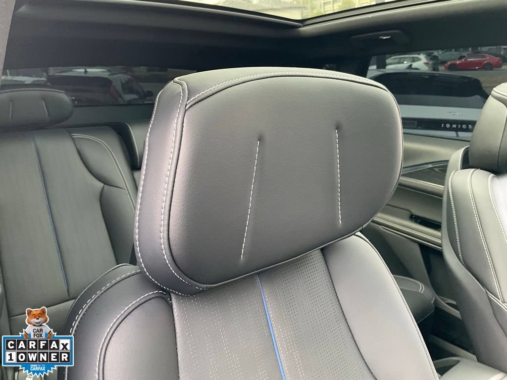 Used 2024 Cadillac Lyriq Sport RWD image 67